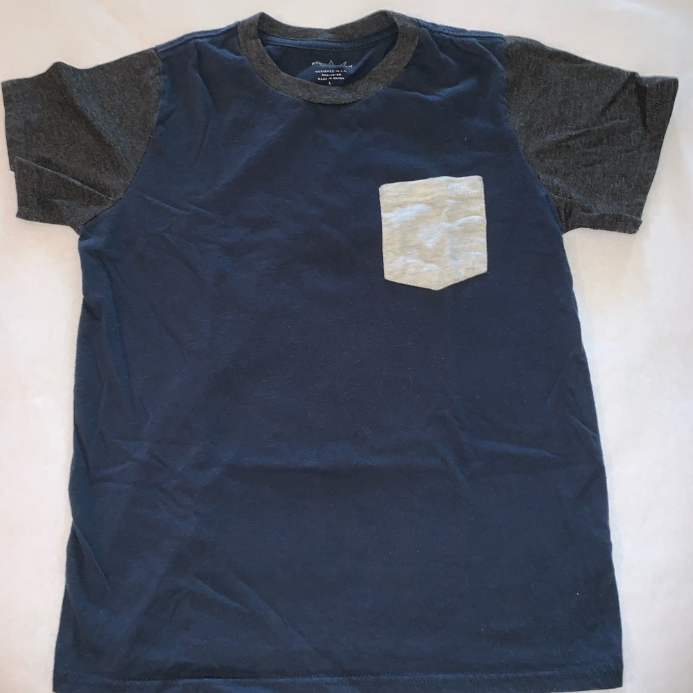Dark blue kids tee with dark grey sleeves